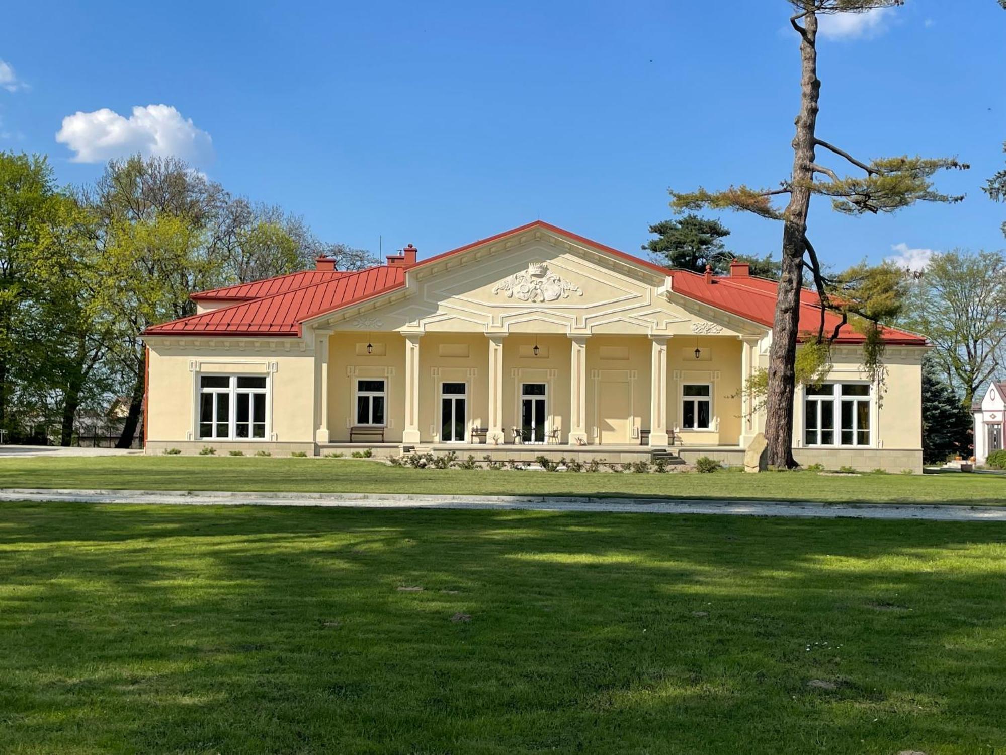 Zbylitowska Gora Palac Zbylitowskich מראה חיצוני תמונה